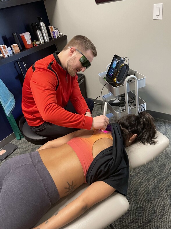Class IV Laser, Chiropractic, Denver Sports Docs, Laser Therapy, Therapeutic Laser, Anti-inflammatory, chiropractor, sports injury, ankle sprain, shoulder pain, Muscle strain